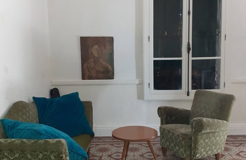 Besseges House | House with character in the greenery 20 minutes walk from the river