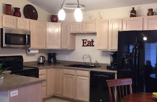 Grand Junction House | House with Enclosed Garage! Protect your vehicles! 3 Bed/2 Bath!