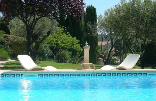 Carnoux-en-Provence House | House with swimming pool creeks of Cassis