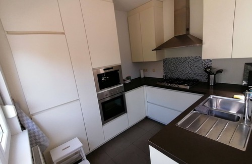 Sint-Michiels House | House with free use of 4 bikes (childseat on demand) and free parking