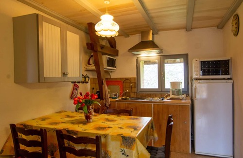 Beynac-et-Cazenac Apartment | House with garden, WiFi, pets accepted, parking in Beynac