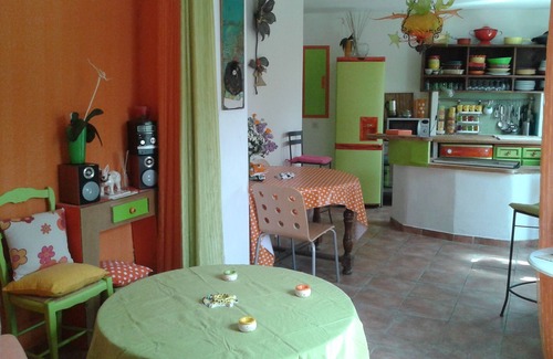 Saint-Loup House | House, with garden and communal swimming pool, for 8 people, 2 bedrooms