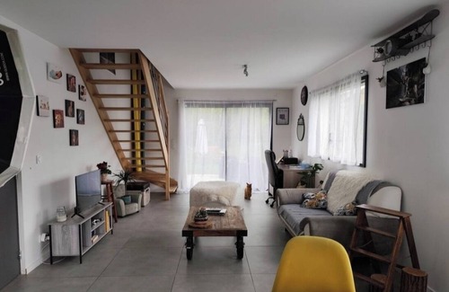 Rumilly House | House with garden between lakes and mountains