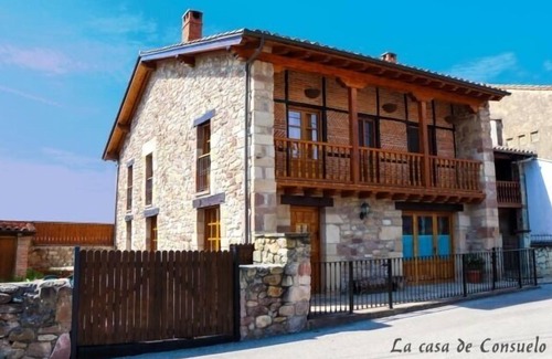 Viernoles House | House with garden for 6/7 people (La casa de Consuelo 1)