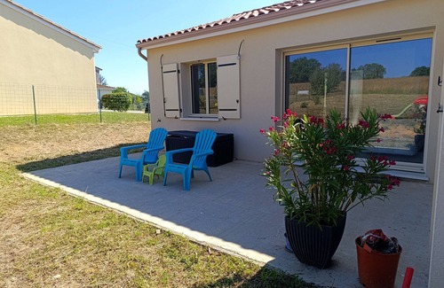 Nontron House | House with garden in Dordogne