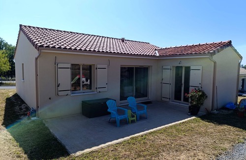 Nontron House | House with garden in Dordogne