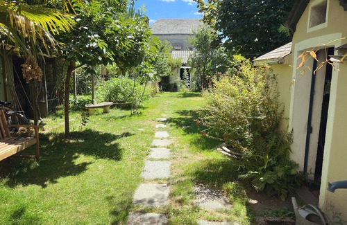 Trentemoult House | House with garden in Trentemoult, typical village along the Loire