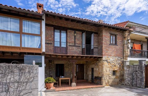 Miengo House | House with garden near the beach - El porton