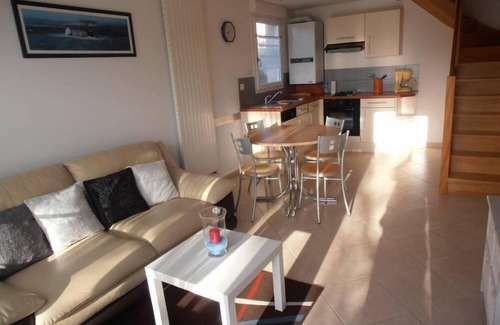 Dinard House | House with garden. one bedroom and mezzanine