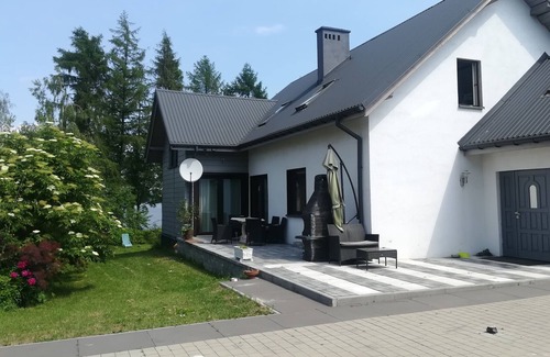 Pszczyna House | House with garden