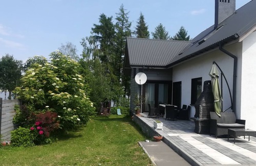 Pszczyna House | House with garden