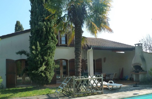 Boe House | House with ground floor garden.