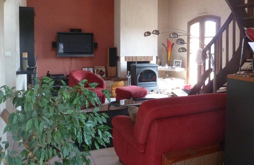 Boe House | House with ground floor garden.