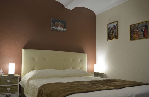 Lournand House | house with heated indoor pool and accessible 24 / 24H