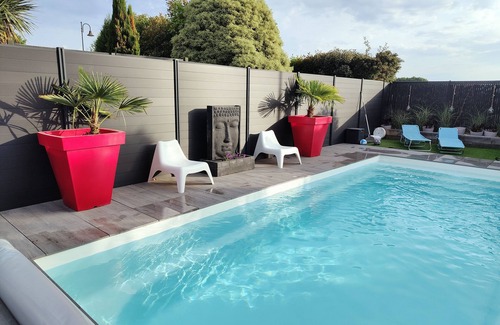 Pleurtuit House | House with heated pool close to the beaches of Dinard, Saint-Malo and Dinan.