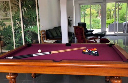 Villemeux-sur-Eure House | House with indoor pool 4 bedrooms 3 bathrooms billiards jacuzzi sauna