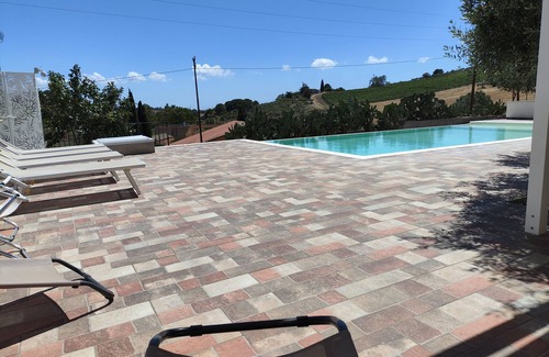 Buseto Palizzolo House | House with infinity pool in the hills near the sea and Trapani
