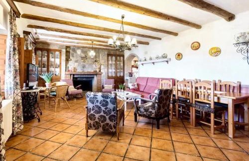 Caravaca de la Cruz House | House with Jacuzzi and Mountain Views in Noguericas