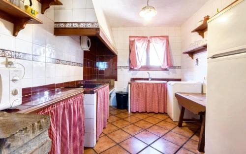 Caravaca de la Cruz House | House with Jacuzzi and Mountain Views in Noguericas