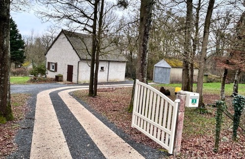 Lavenay House | House with large garden and petanque game. Ideal at any time !