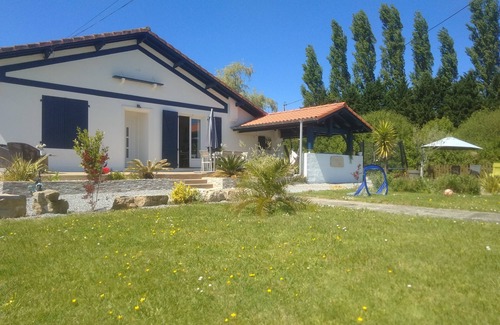 Mouguerre House | House with large garden