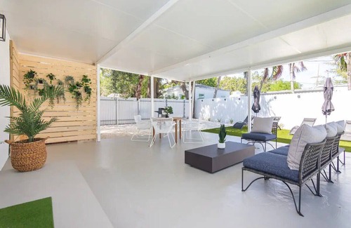 Buena Vista House | House with large garden in Miami