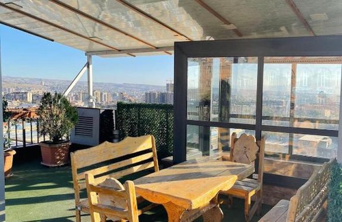 Arabkir House | House with Office in Yerevan Center Baghramyan 45