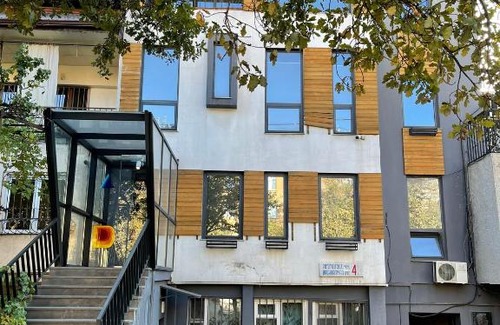 Arabkir House | House with Office in Yerevan Center Baghramyan 45