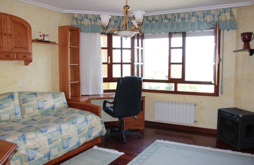Viveda Villa | House with pool and games room in Santillana del Mar