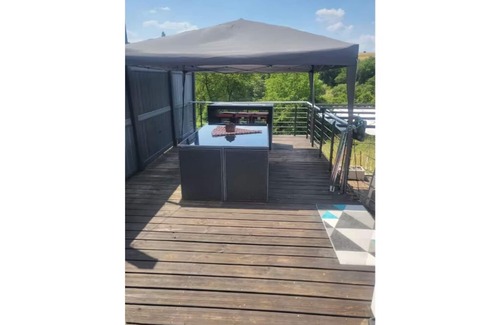 Theding House | House with panoramic view heated pool and jacouzzy