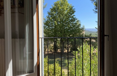 La Bastidonne House | house with peaceful pool, south Luberon, between vineyards and olive trees