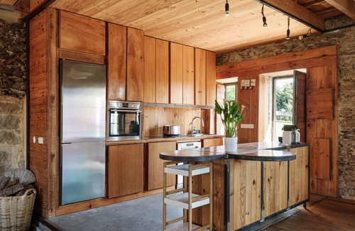 Seixas House | House with pool in Caminha