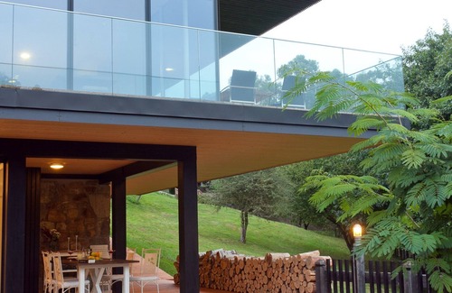 Ea Cottage | House with pool 8 minutes from the beach, free wifi