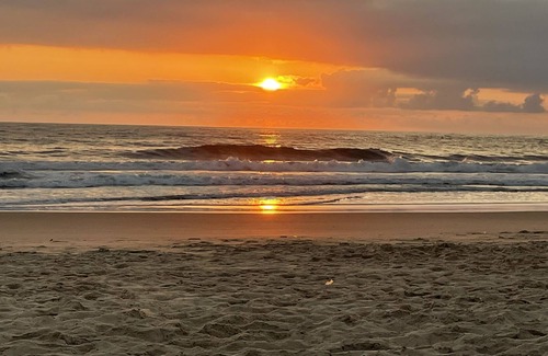 Rio Vermelho Sul House | House with pool and games room on the beach in Mozambique Florianópolis