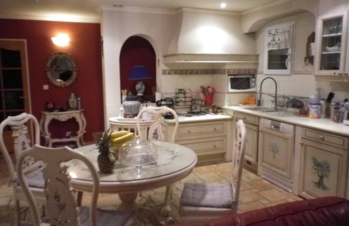 Route d'Arles House | House with pool and garden House with pool and garden