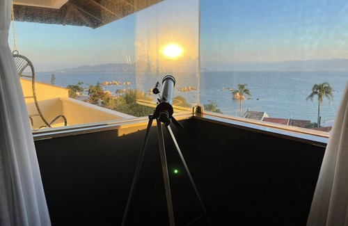 Itaguacu House | House with pool and panoramic sea view