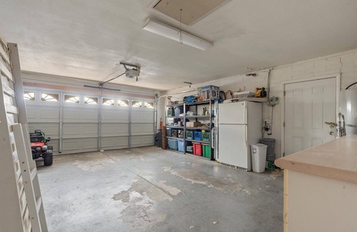Mesa House | House with Pool! Conveniently located in Phoenix