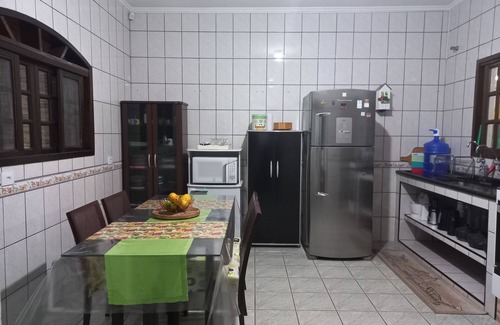 Mongagua House | House with pool for family leisure - 400m from the beach