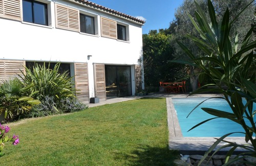La Couronne House | HOUSE WITH POOL IN SEASIDE