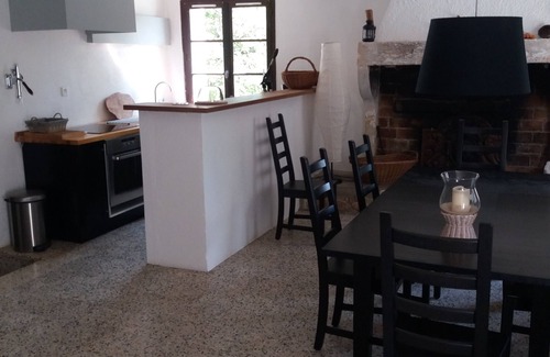 Valreas House | House with pool in the vineyards of the Drôme Provençale
