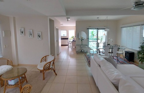 Ingleses Centro House | House with pool near the beach