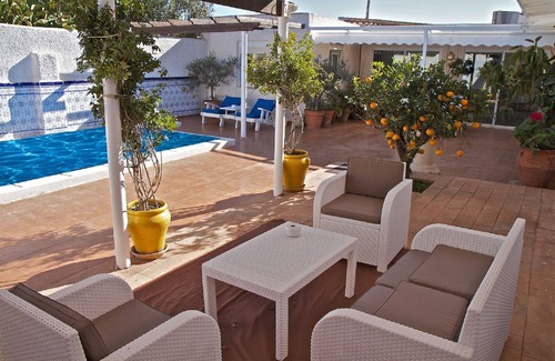Cala Reona House | House with private terrace, pool and garden. BBQ, wifi, heated at 50m beach