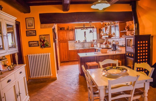 Montecampano House | House with private pool 90 km northern of Rome