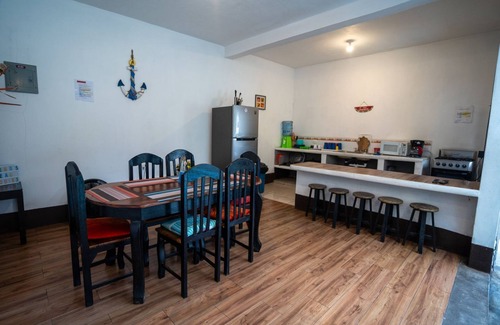 Monterrico Ski Chalet | House with private pool, 2 bedrooms with air conditioning and kitchen.