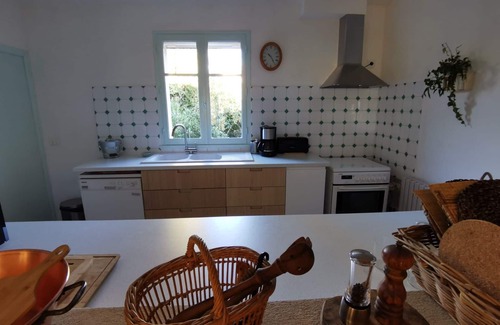 Puyvert House | House with private pool, Luberon nature park, near Lourmarin.