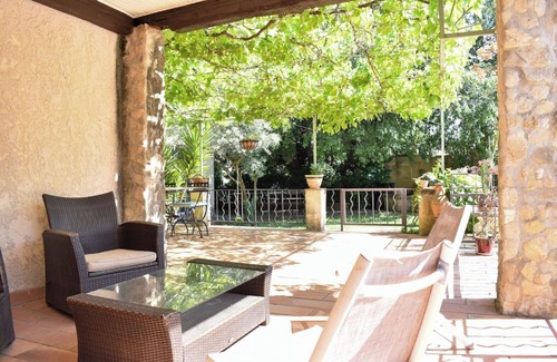 Sernhac House | House with private pool and garden, near Pont-du-Gard