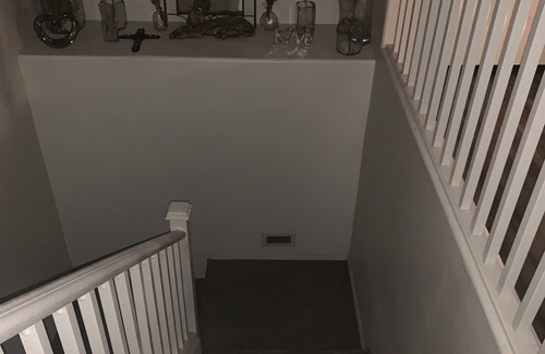 Laveen Village House | House with room for rent with pool table