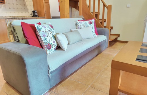 Pico House | House with saltwater pool, tennis court and snooker room