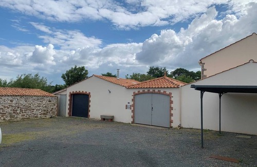 Poiroux House | House with swimming pool between land and sea - Vendée Globe - Puy du Fou - France