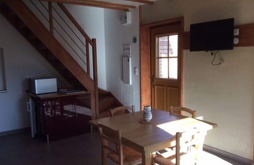 Le Thor House | House with terrace, Avignon festival 12km away, Spirou park and wave island